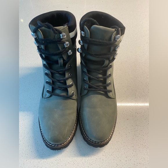 Nautica Dark Green Boots size 7.5 - Picture 2 of 7